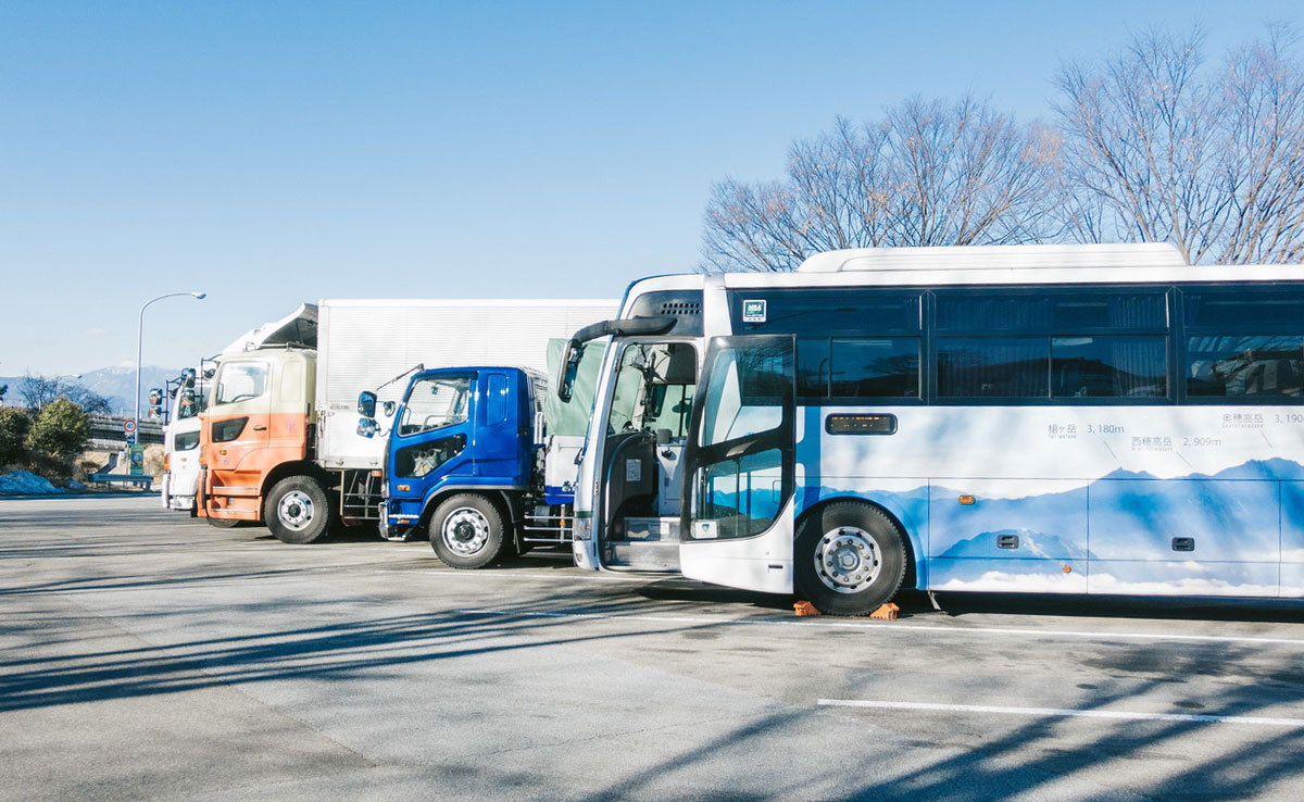 車は様々。運転免許の種類もいろいろ